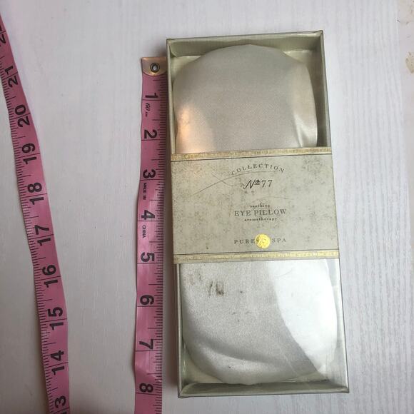 New Pure Spa Satin Blend Yoga Soothing Weighted Eye Pillow NO 77 - Picture 6 of 9